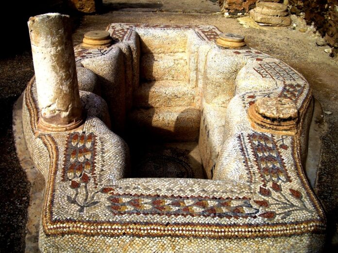 Revealing Opulence from the Past: 1,500-Year-Old Byzantine Bathtub Discovered in Tunisia